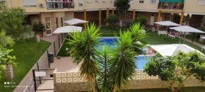 Precioso apartamento con piscina
